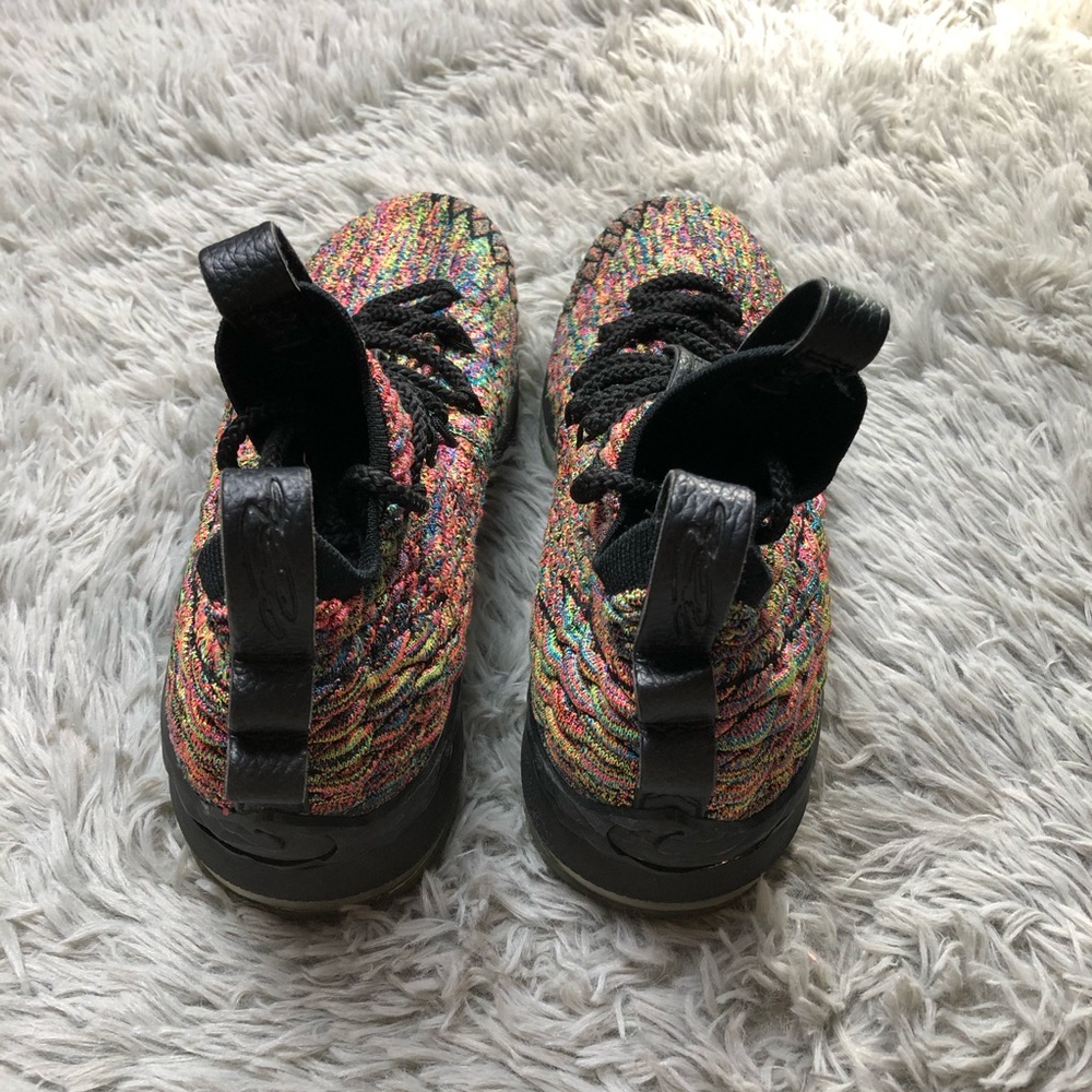 Nike lebron multi-color - Picture 5 of 7